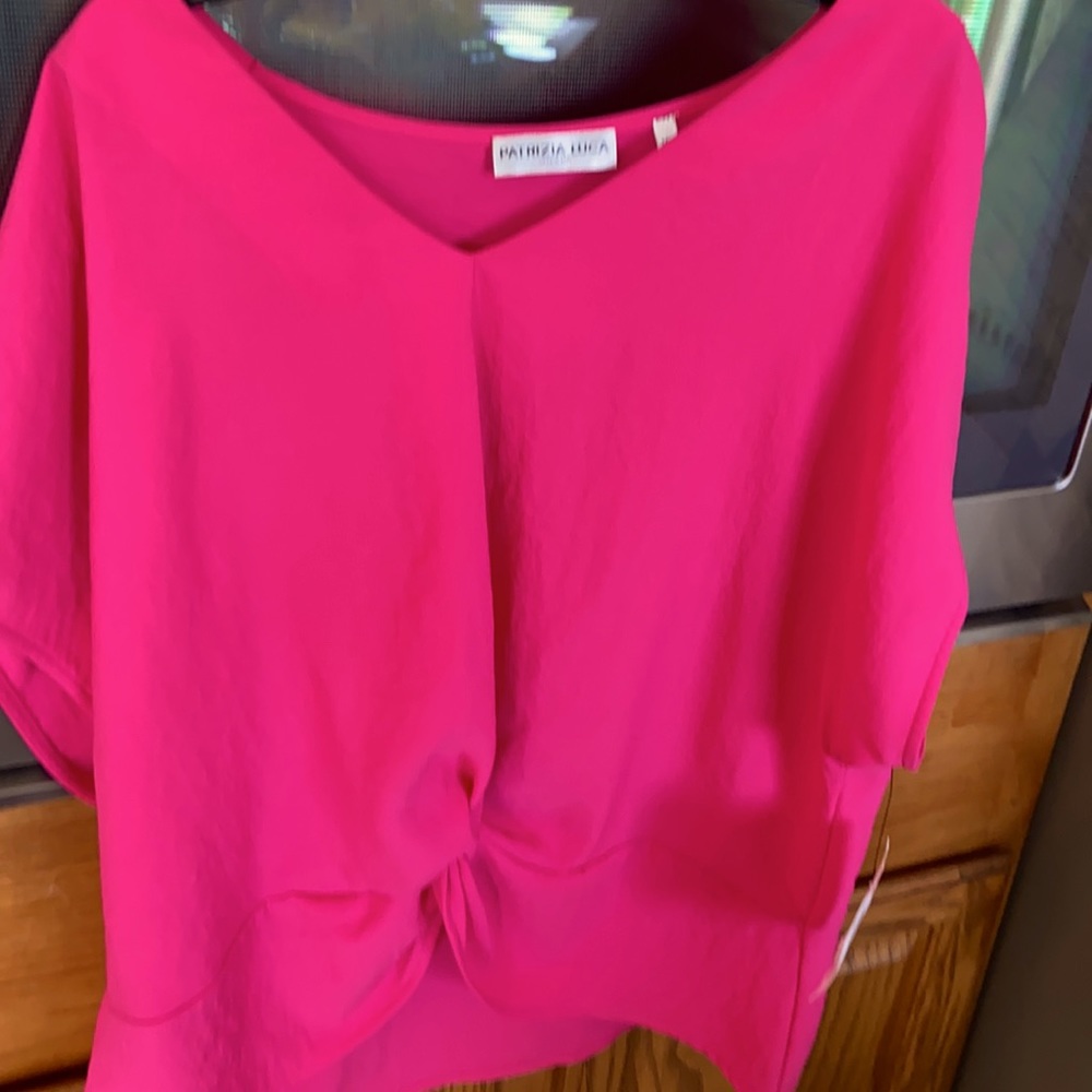 New Patricia Luca gathered top